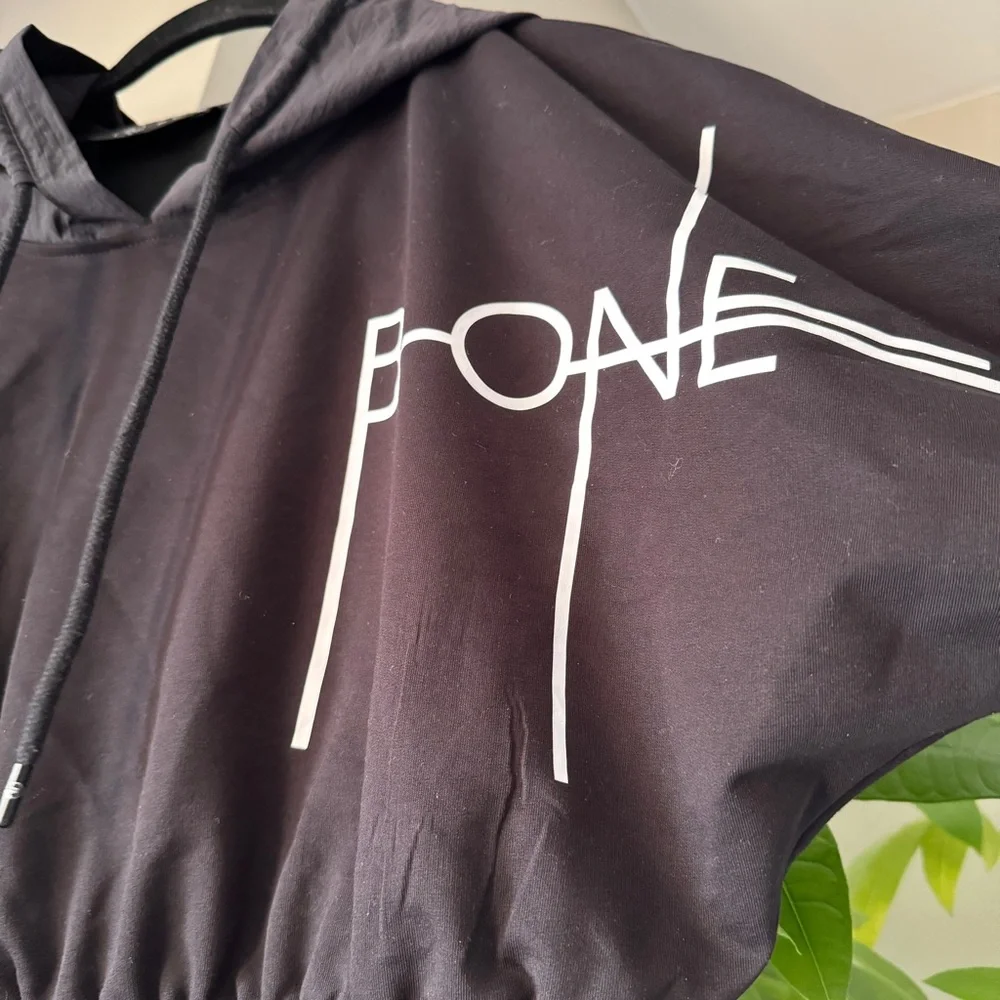 Black Cropped Hoodie Jacket - Picture 4 of 8